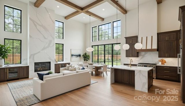 6200 Old Providence Road, Charlotte, NC 28226