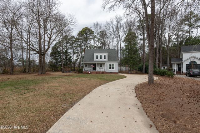 1306 Hope Drive, Greenville, NC 27858