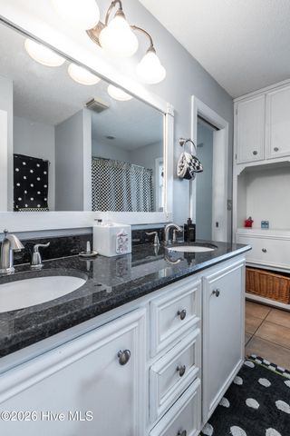 1306 Hope Drive, Greenville, NC 27858