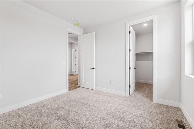 1583 Grayhawk Drive, Basehor, KS 66007