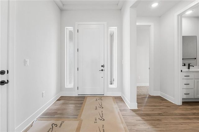 1583 Grayhawk Drive, Basehor, KS 66007