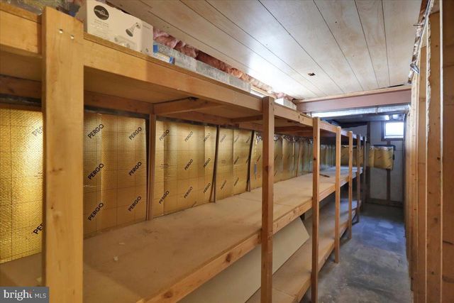 2439 CYPRESS DR, Lancaster, PA 17602