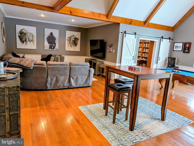 60 MATTHEW CIR, Richboro, PA 18954