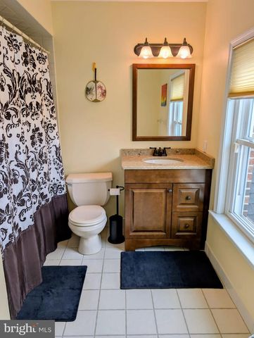 60 MATTHEW CIR, Richboro, PA 18954