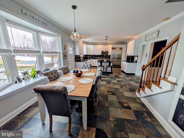 60 MATTHEW CIR, Richboro, PA 18954