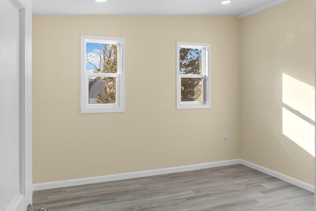 42 Pioneer Way, Springfield, MA 01119
