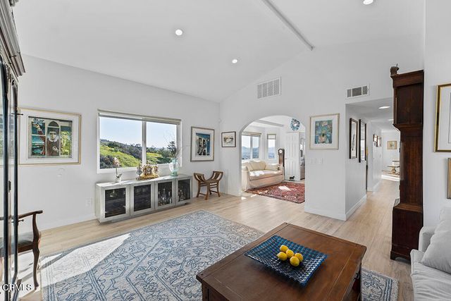 542 San Clemente Way, Camarillo, CA 93010