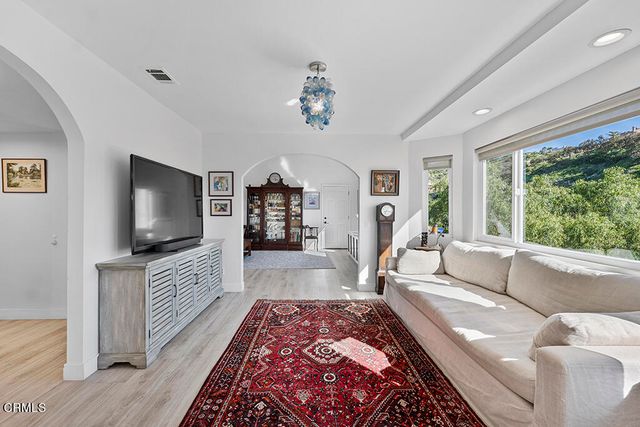 542 San Clemente Way, Camarillo, CA 93010