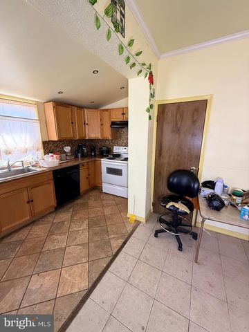 1238 HARRISON ST, Philadelphia, PA 19124