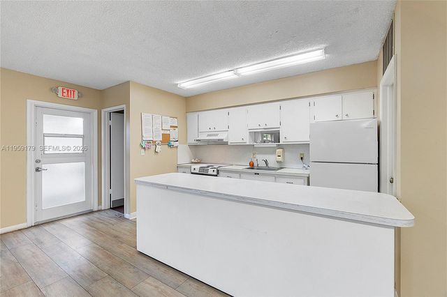 2350 NE 14th St Causeway 507, Pompano Beach, FL 33062