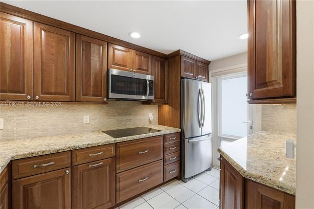 2350 NE 14th St Causeway 507, Pompano Beach, FL 33062