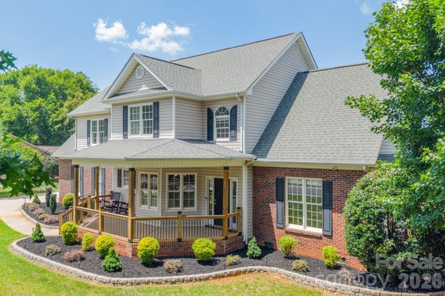 151 Turnberry Lane, Mooresville, NC 28117