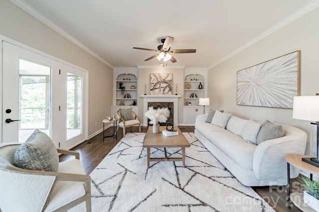 151 Turnberry Lane, Mooresville, NC 28117
