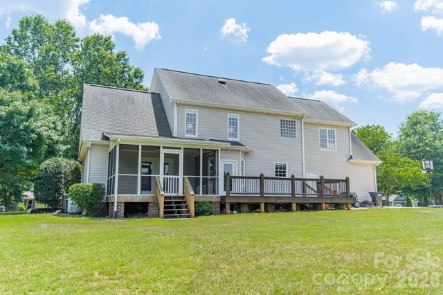 151 Turnberry Lane, Mooresville, NC 28117