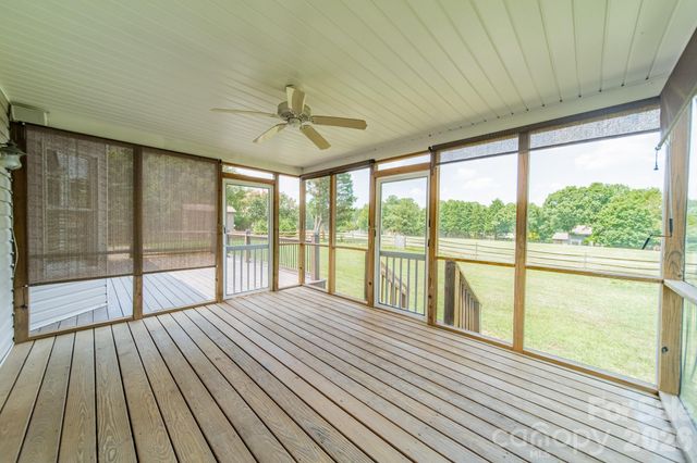 151 Turnberry Lane, Mooresville, NC 28117