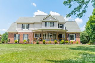 151 Turnberry Lane, Mooresville, NC 28117