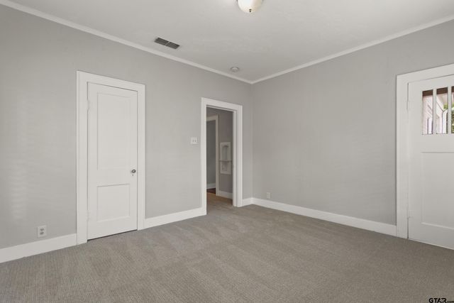 1205 S Augusta, Tyler, TX 75701