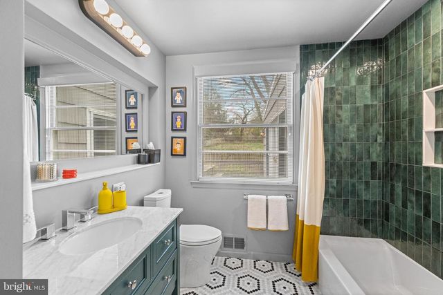 316 MCCLENAGHAN MILL RD, Wynnewood, PA 19096