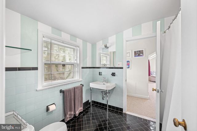 316 MCCLENAGHAN MILL RD, Wynnewood, PA 19096