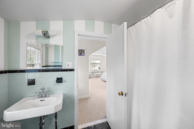 316 MCCLENAGHAN MILL RD, Wynnewood, PA 19096