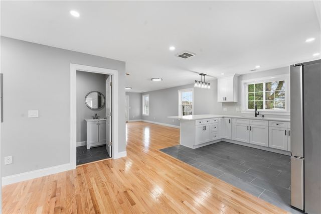 40 Allendale Avenue, North Providence, RI 02911