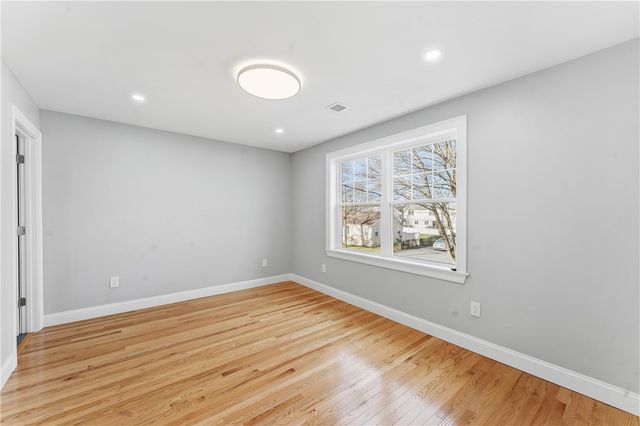 40 Allendale Avenue, North Providence, RI 02911