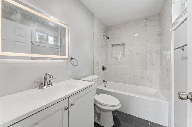 40 Allendale Avenue, North Providence, RI 02911