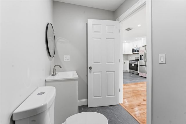 40 Allendale Avenue, North Providence, RI 02911