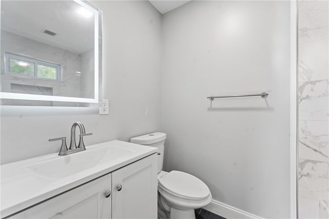 40 Allendale Avenue, North Providence, RI 02911