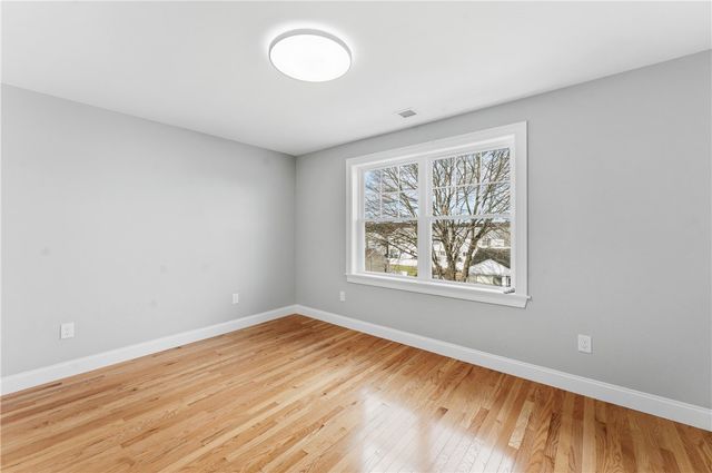 40 Allendale Avenue, North Providence, RI 02911