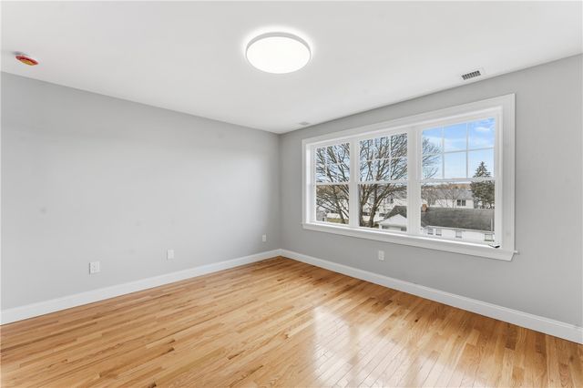 40 Allendale Avenue, North Providence, RI 02911