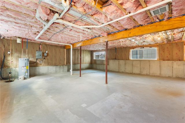 40 Allendale Avenue, North Providence, RI 02911