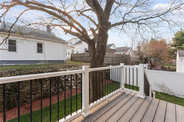 40 Allendale Avenue, North Providence, RI 02911