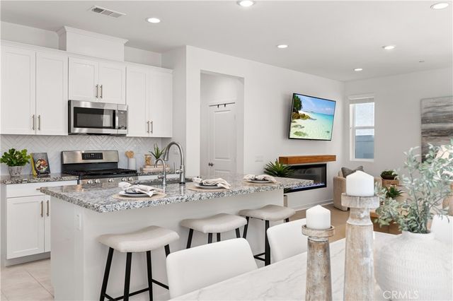 32407 Brunello Way, Temecula, CA 92591