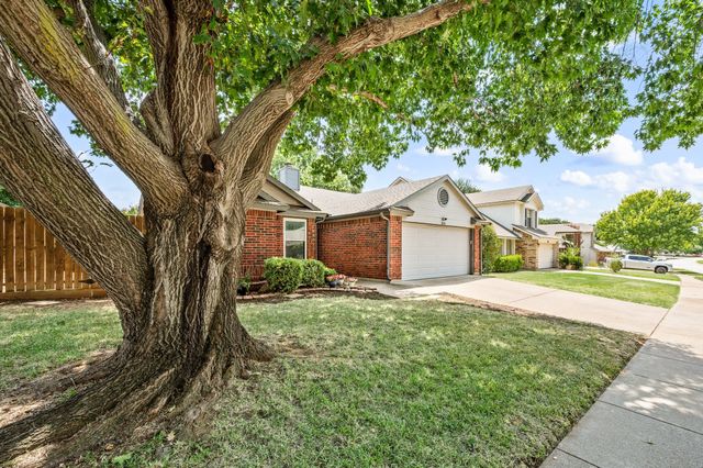 1428 Thistlewood Lane, Grapevine, TX 76051
