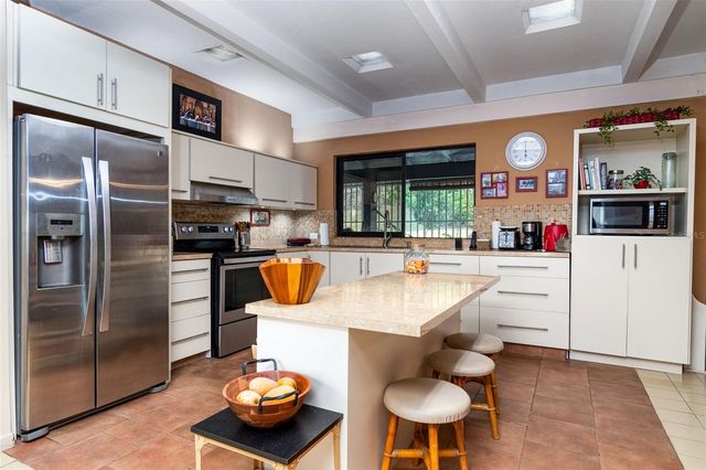 Bo Cerro Gordo, Carr 840 SECTOR VILLAS DEL OLIMPO, Bayamon, PR 00956