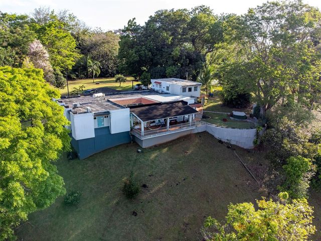 Bo Cerro Gordo, Carr 840 SECTOR VILLAS DEL OLIMPO, Bayamon, PR 00956