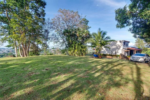 Bo Cerro Gordo, Carr 840 SECTOR VILLAS DEL OLIMPO, Bayamon, PR 00956