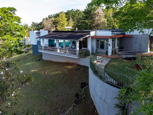 Bo Cerro Gordo, Carr 840 SECTOR VILLAS DEL OLIMPO, Bayamon, PR 00956