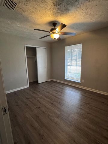 4127 Gallant Fox Drive, Pasadena, TX 77503