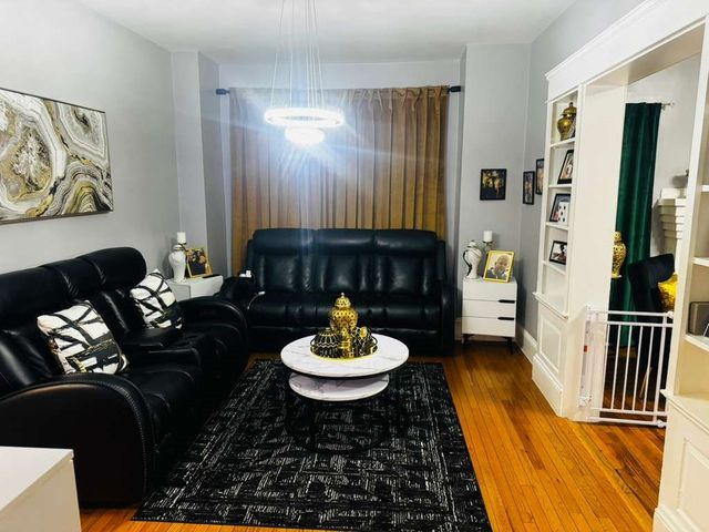 2 Parkview Avenue, Providence, RI 02905