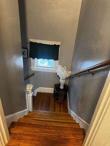 2 Parkview Avenue, Providence, RI 02905
