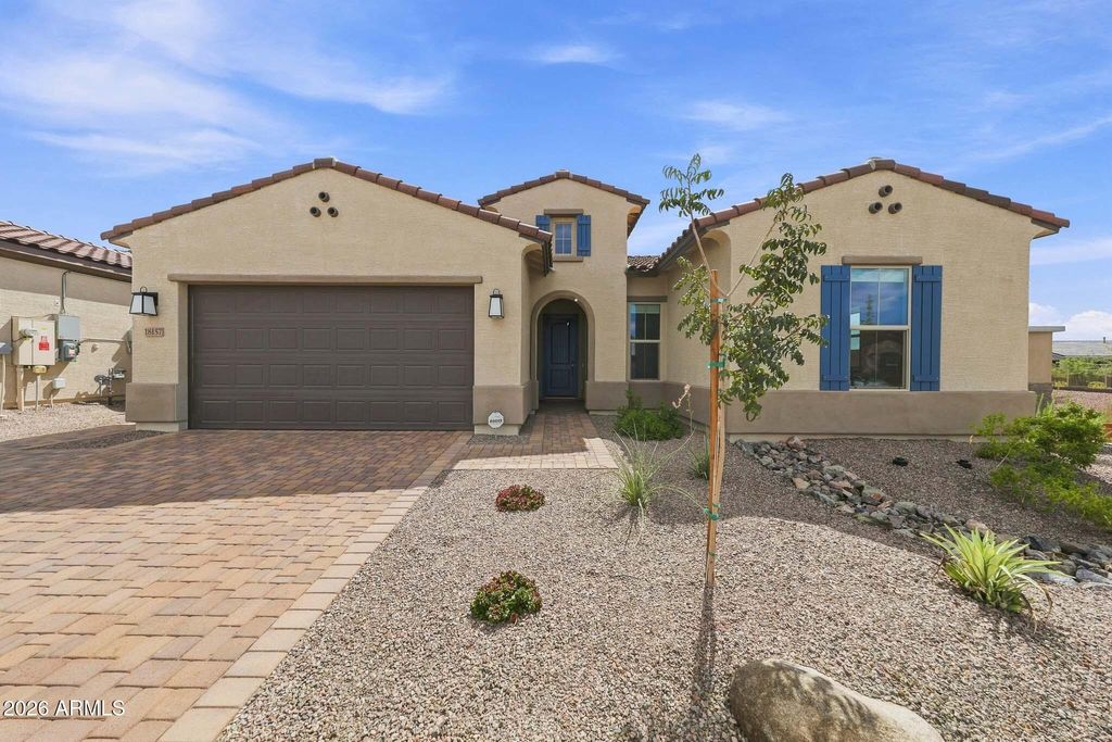 18157 W AMBERWOOD Drive, Goodyear, AZ 85338 — exterior