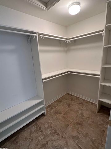 673 W Snowbird Circle, St Clair, MI 48079