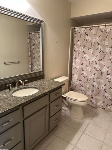 673 W Snowbird Circle, St Clair, MI 48079