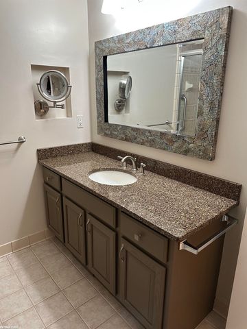 673 W Snowbird Circle, St Clair, MI 48079