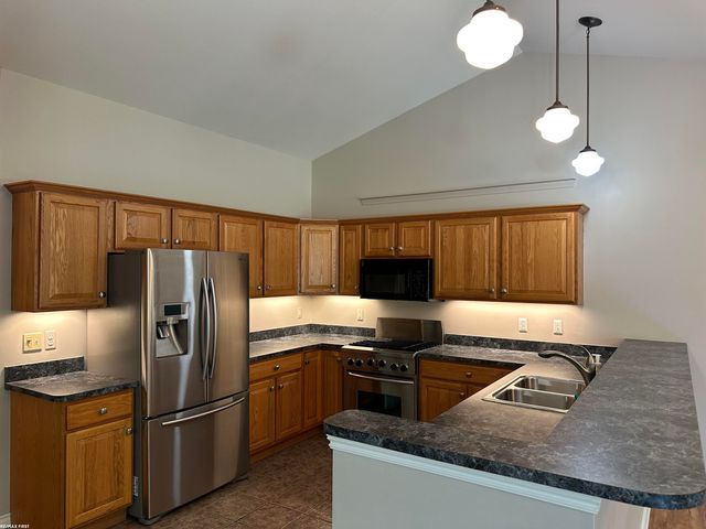 673 W Snowbird Circle, St Clair, MI 48079