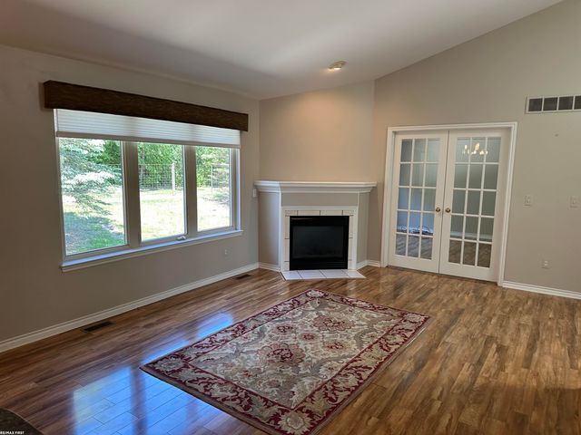 673 W Snowbird Circle, St Clair, MI 48079