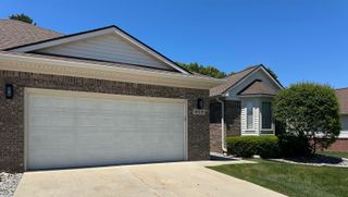 673 W Snowbird Circle, St Clair, MI 48079