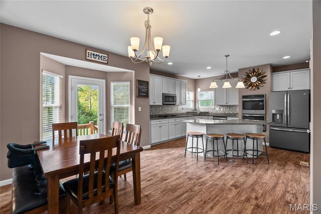 1004 Autumn Valley Court, Fenton, MO 63026